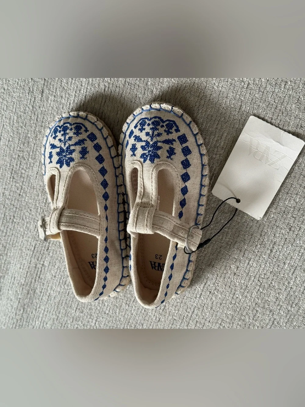 Zara Kids Beige Embroidered Espadrilles - Size 23 Toddler